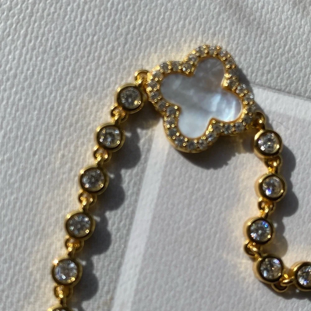18k gold plated 925 sterling silver mother of Pearl clover bracelet